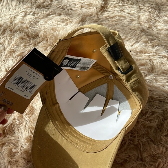 The North Face Unisex Baseball Hat One Size tan classic fit - Picture 3 of 4